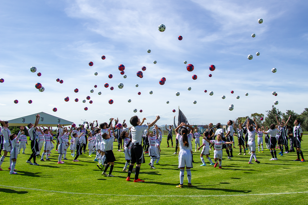 Colegio Sn Angel en Juventus Training Camp