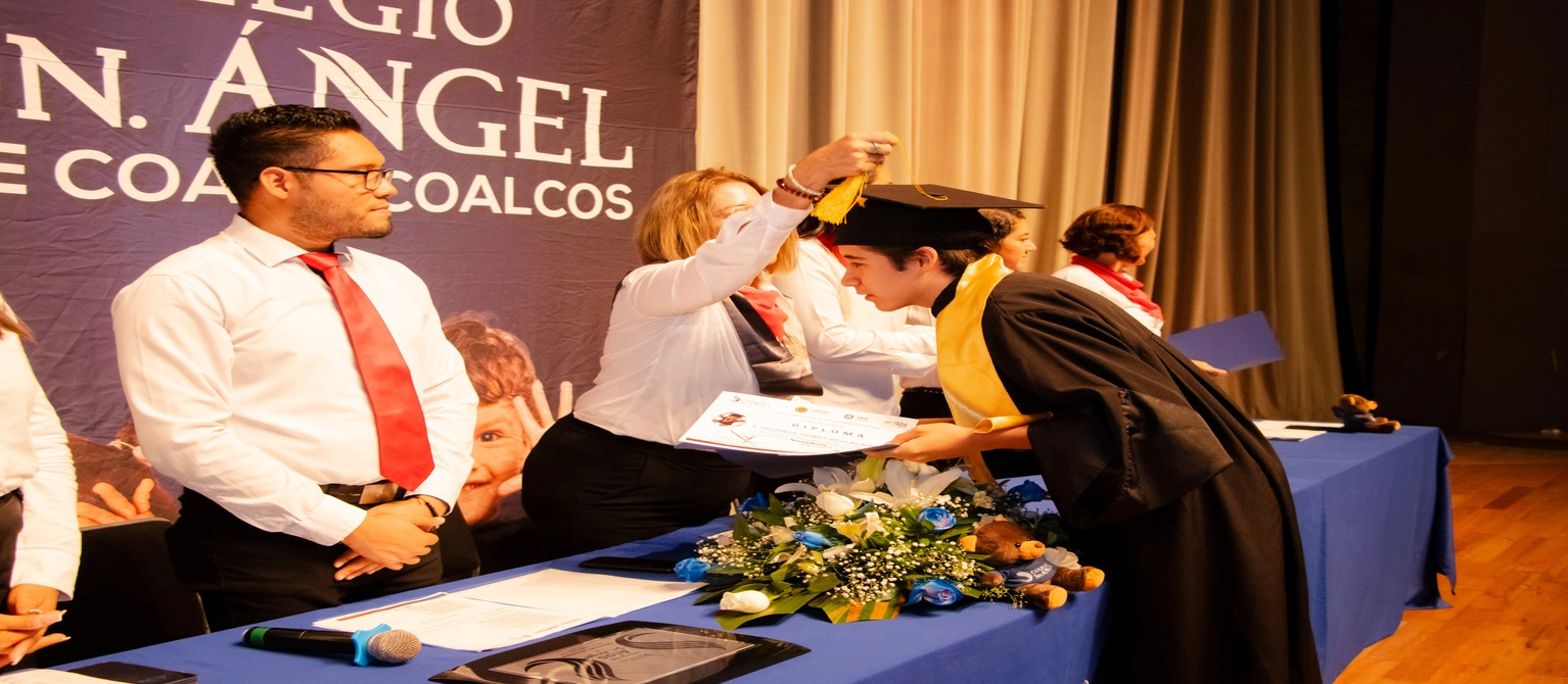 Ceremonia graduación 2024 Colegio Sn Ángel Coatzacoalcos