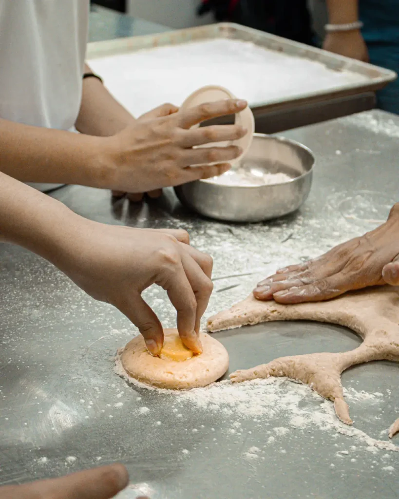 Actividad de cocina mamas - Preparacion galletas